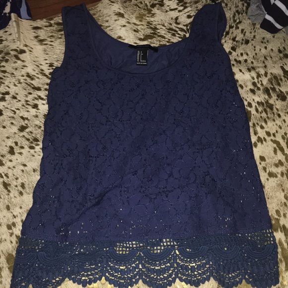 Blue lace tank - Picture 1 of 1
